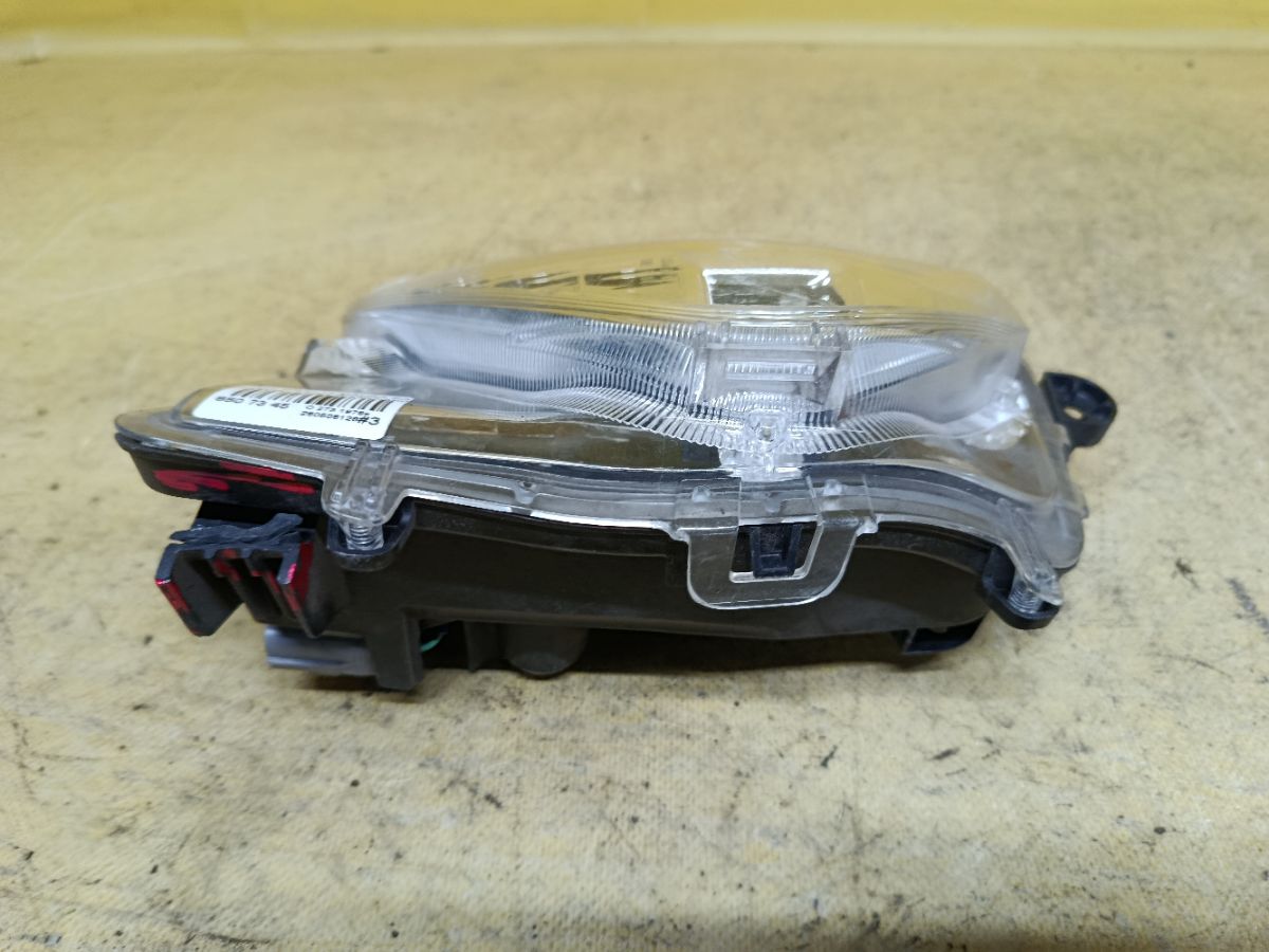 Туманка бамперная 47-83 47-83 на Toyota Prius ZVW50 Фото 4