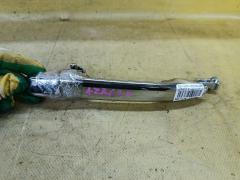 Ручка двери на Toyota Noah AZR60G Фото 2