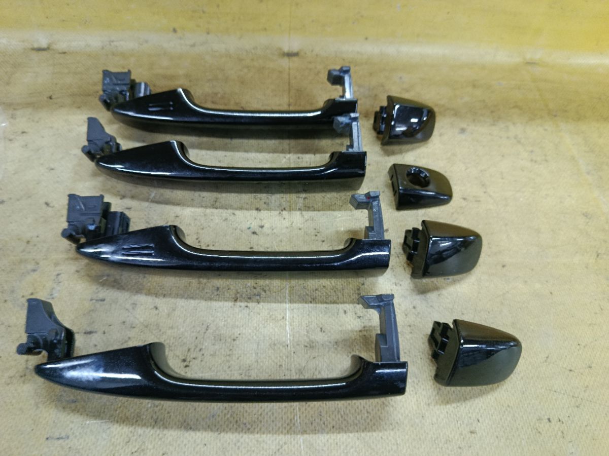Ручка двери на Subaru Impreza GP7 Фото 1