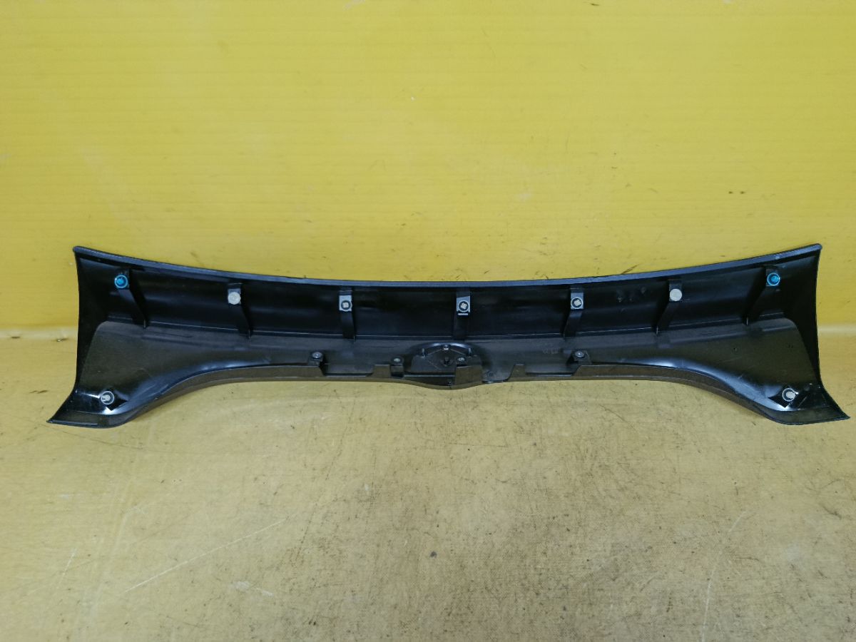 Спойлер 76801-52630, 76801-52630 на Toyota Yaris KSP210 Фото 5
