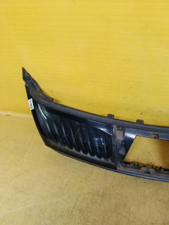 Решетка радиатора 53114-48050 на Toyota Harrier ZSU60W Фото 2