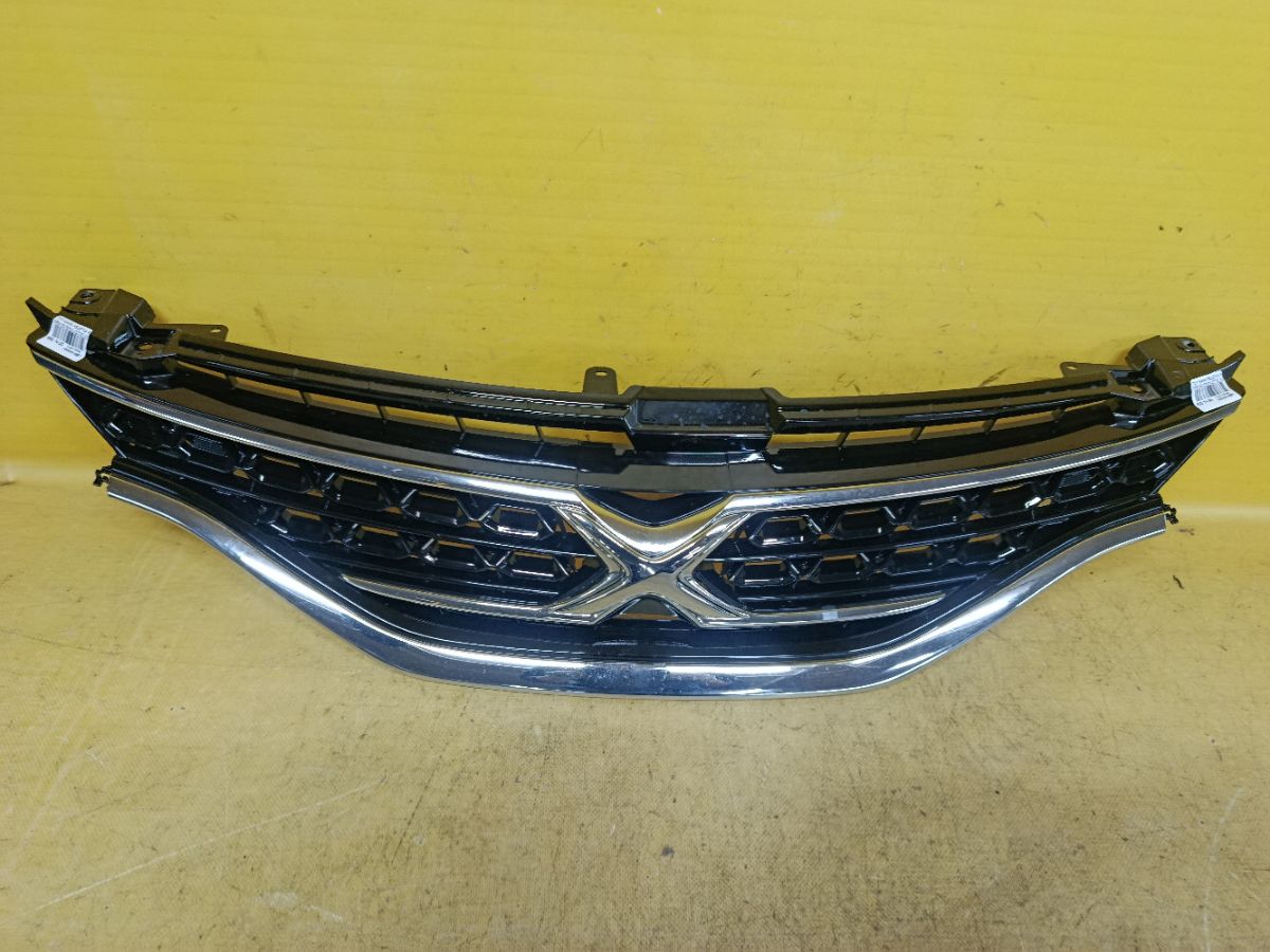 Решетка радиатора 53101-22730 на Toyota Mark X GRX130 Фото 1