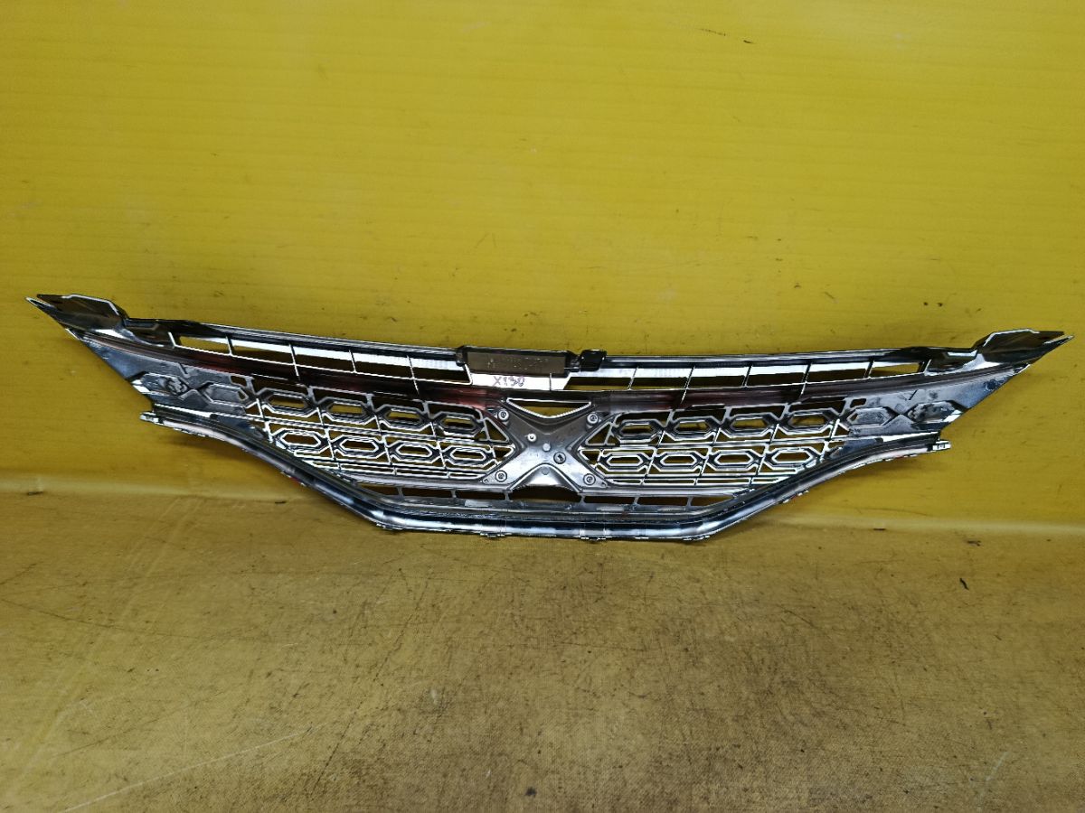 Решетка радиатора 53101-22730 на Toyota Mark X GRX130 Фото 5