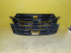 Решетка радиатора на Toyota Alphard AAHH40W 53101-V2110  53103-V2030