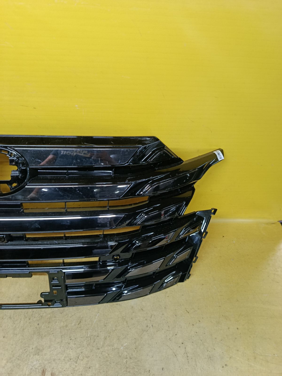 Решетка радиатора 53101-V2110, 53103-V2030 на Toyota Alphard AAHH40W Фото 3