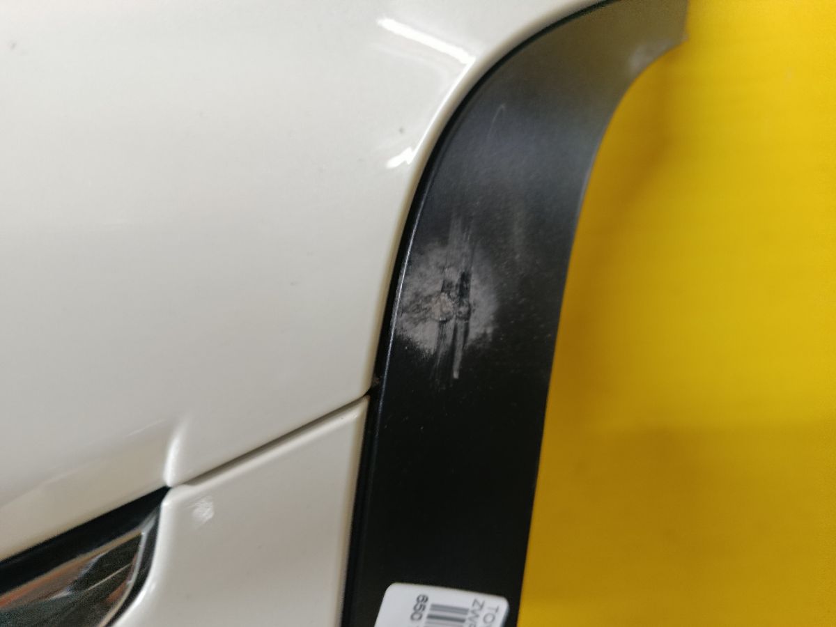 Решетка радиатора 53115-V1100, 53111-V1010, 53101-V1010 на Toyota Noah ZWR90W Фото 3