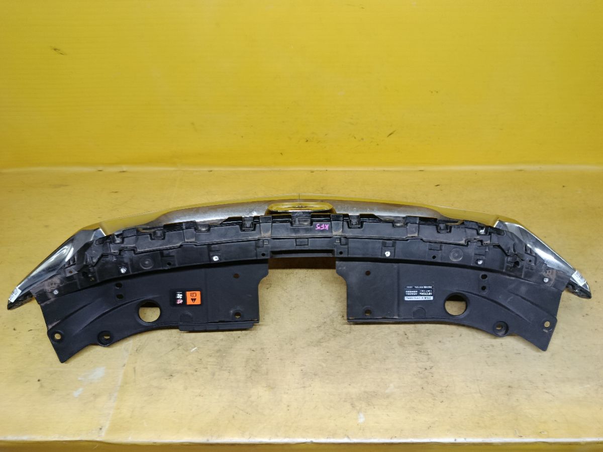 Решетка радиатора KB8B-50712 на Mazda Cx-5 KF2P Фото 6