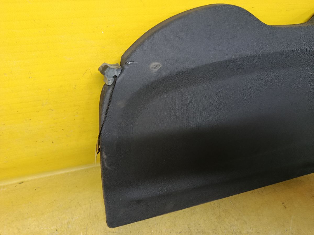 Шторка багажника A1766900049 на Mercedes-Benz A-Class W176.042 Фото 4