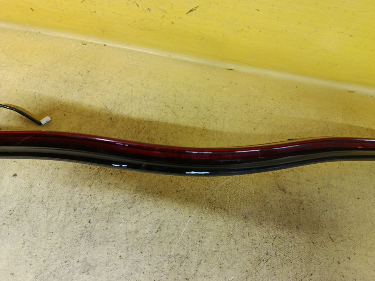 Стоп-планка 47-99 47-99,81006-47041, 81590-47030 на Toyota Prius ZVW52 Фото 5