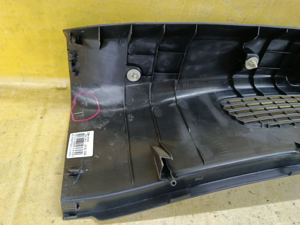 Обшивка багажника 84640-TF0-00 на Honda Fit GE6 Фото 6