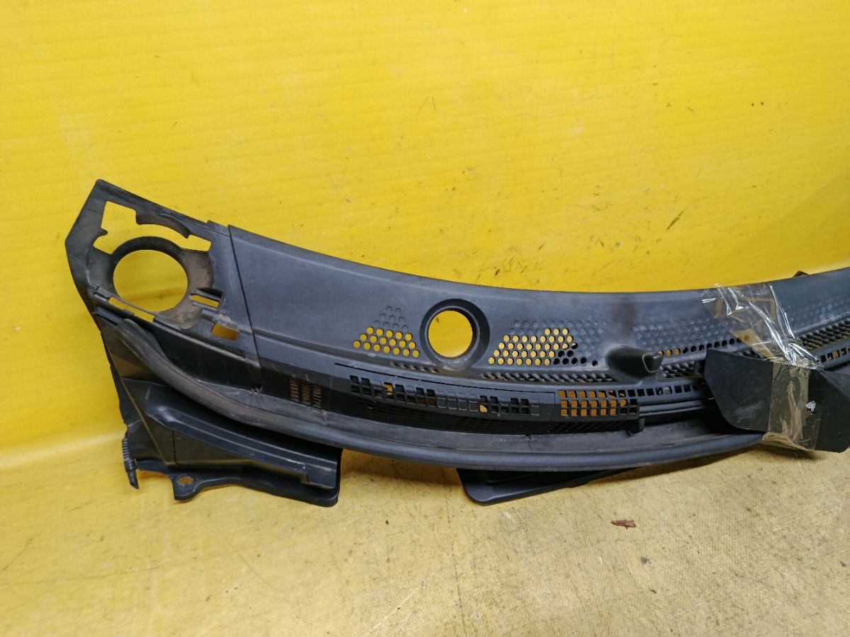 Решетка под лобовое стекло 74200-SYY-00-50 на Honda Freed Hybrid GP3 Фото 4