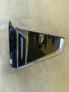 Заглушка в бампер на Toyota Voxy ZWR80G 52040-28140/60  52128-28600/20, Переднее Левое расположение