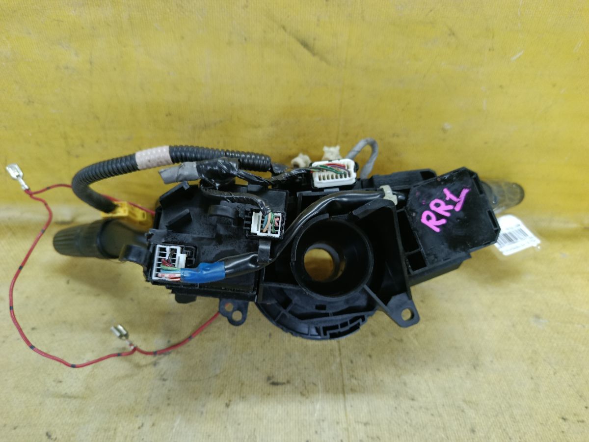Переключатель поворотов на Honda Elysion RR1 Фото 3
