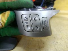 Переключатель поворотов 89245-52030 на Toyota Voxy ZRR70G Фото 2
