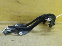 Крепление капота на Honda N-Wgn JH1