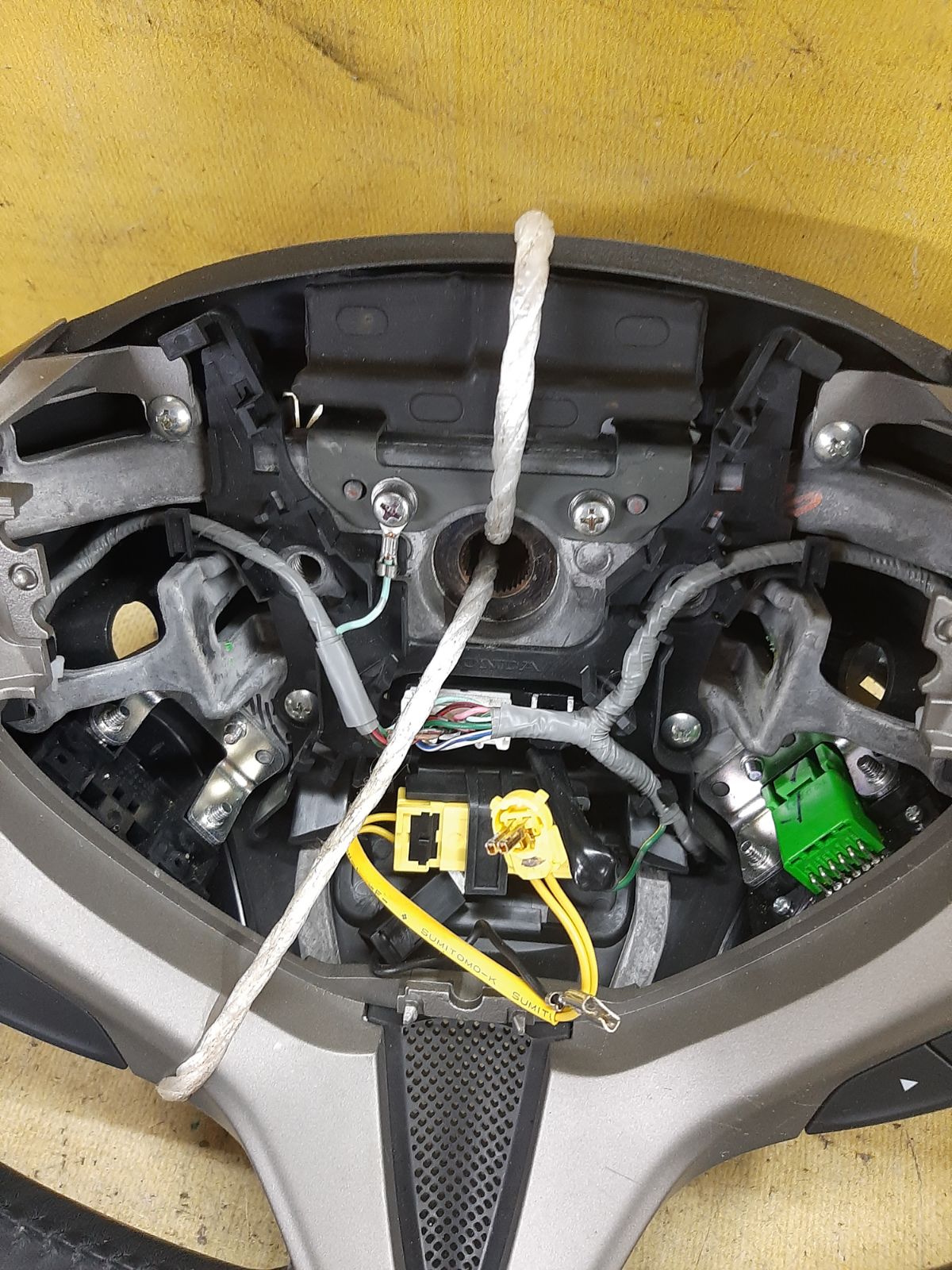 Руль на Honda Fit Hybrid GP1 Фото 4