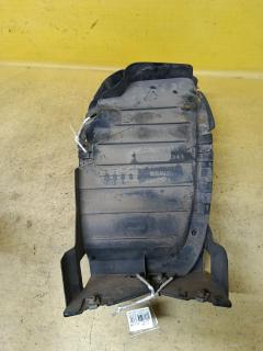 Подкрылок на Mazda Demio DJ5FS S5-DPTR D09H50341  D09H50351, Заднее расположение