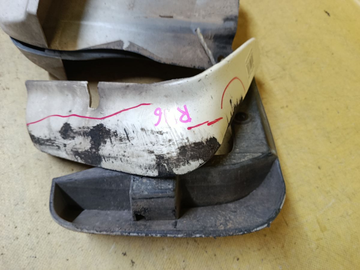 Брызговик на Honda Stream RN6 Фото 2