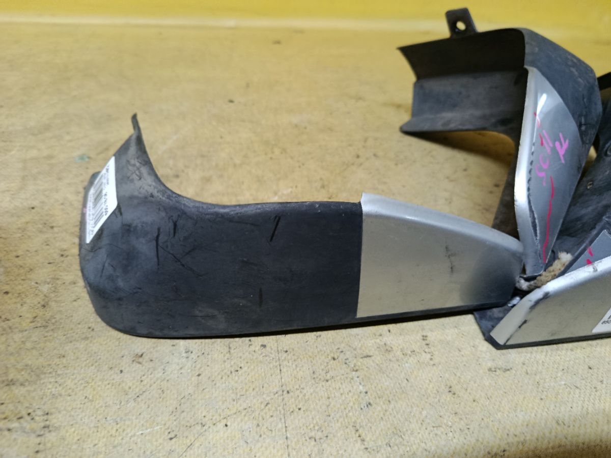 Брызговик на Nissan Tiida Latio SC11 Фото 4