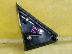 Накладка на крыло 60118-12070 на Toyota Corolla ZWE211 Фото 3