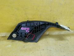 Решетка под лобовое стекло 53867-52150 на Toyota Aqua NHP10 Фото 3