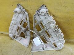 Крепление бампера 52115-28210, 52116-28210 на Toyota Voxy ZRR70G Фото 5