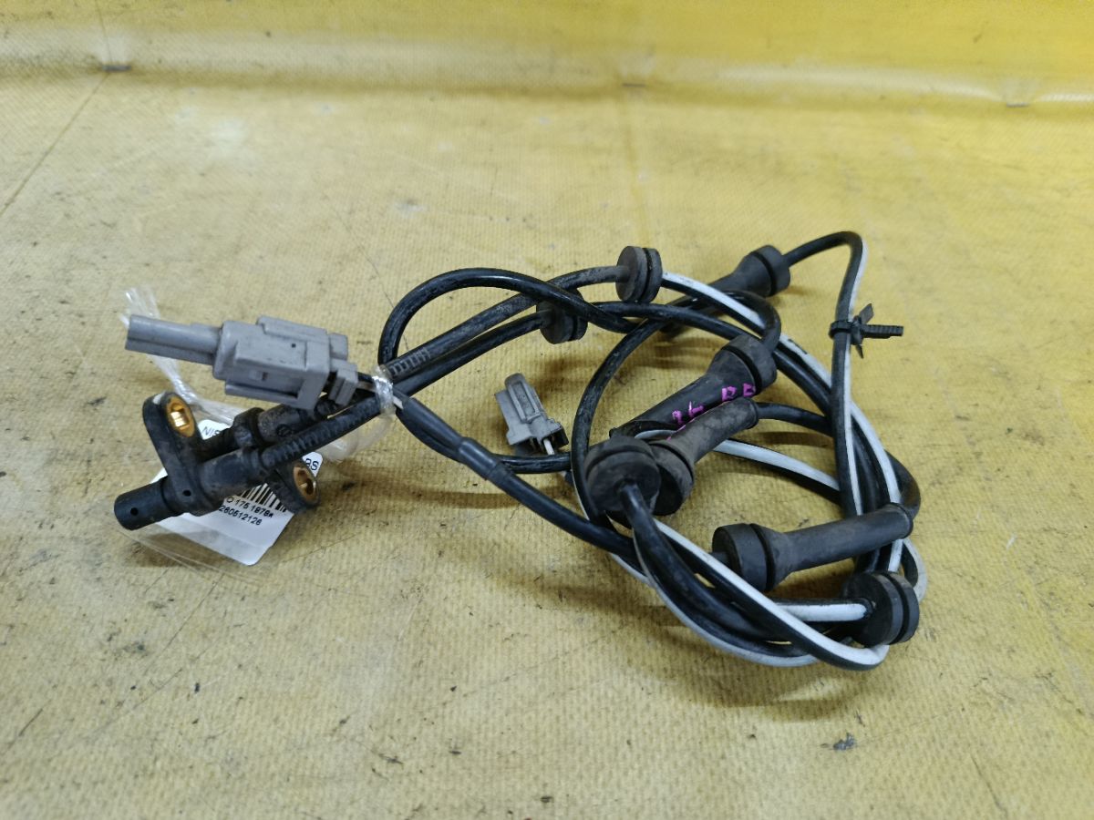 Датчик ABS на Nissan Serena C26 MR20DD Фото 1