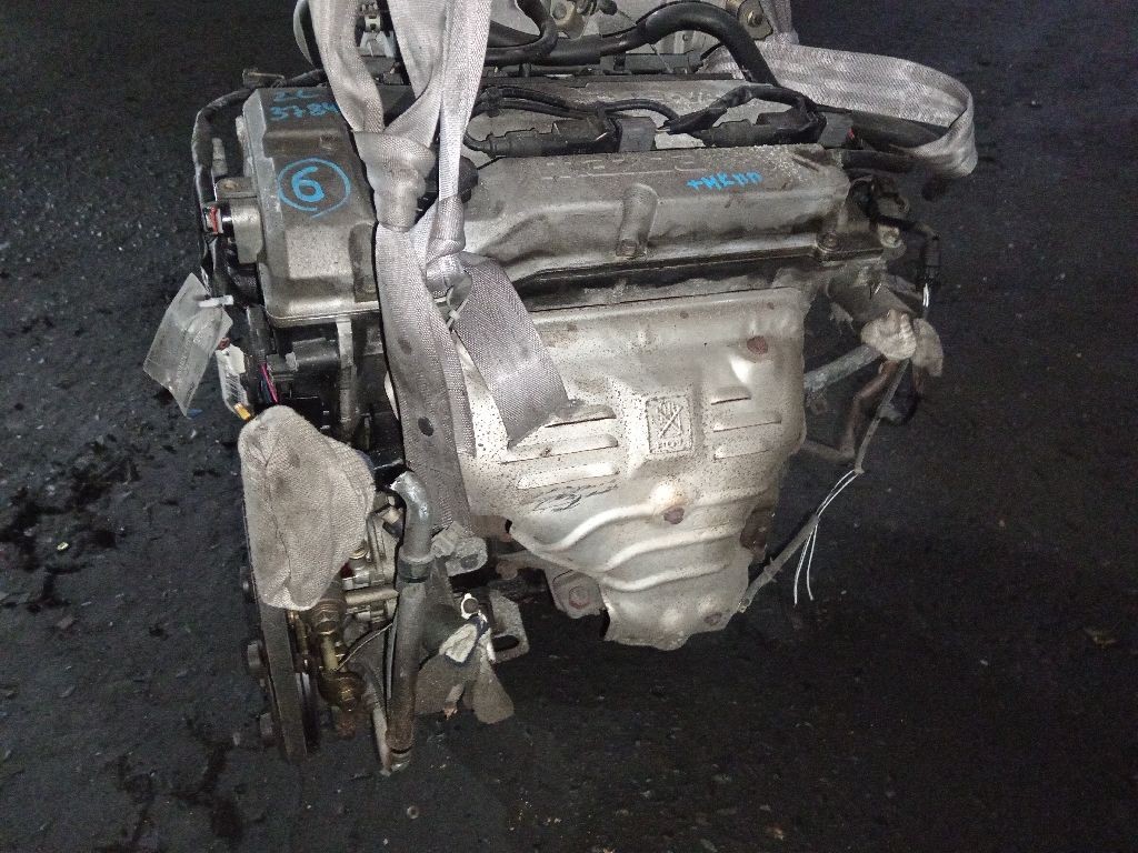 Двигатель на Mazda Familia S-Wagon BJ5W ZL-DE Фото 10