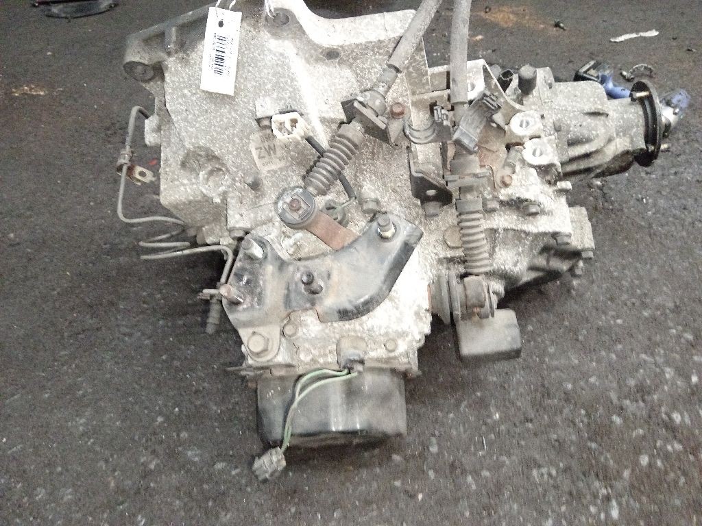 КПП механическая на Mazda Familia S-Wagon BJ5W ZL-DE Фото 4