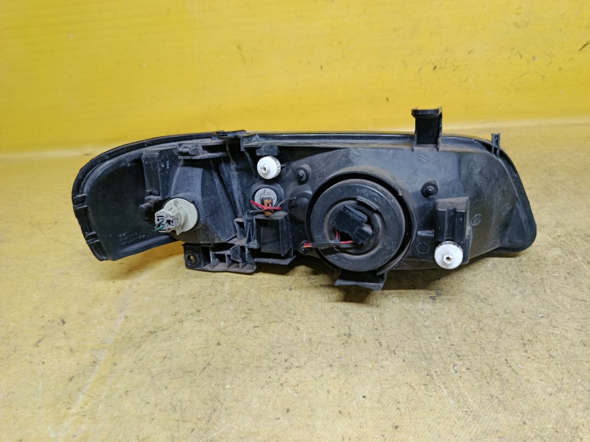 Фара 1602 1602 на Nissan Sunny FB15 Фото 4