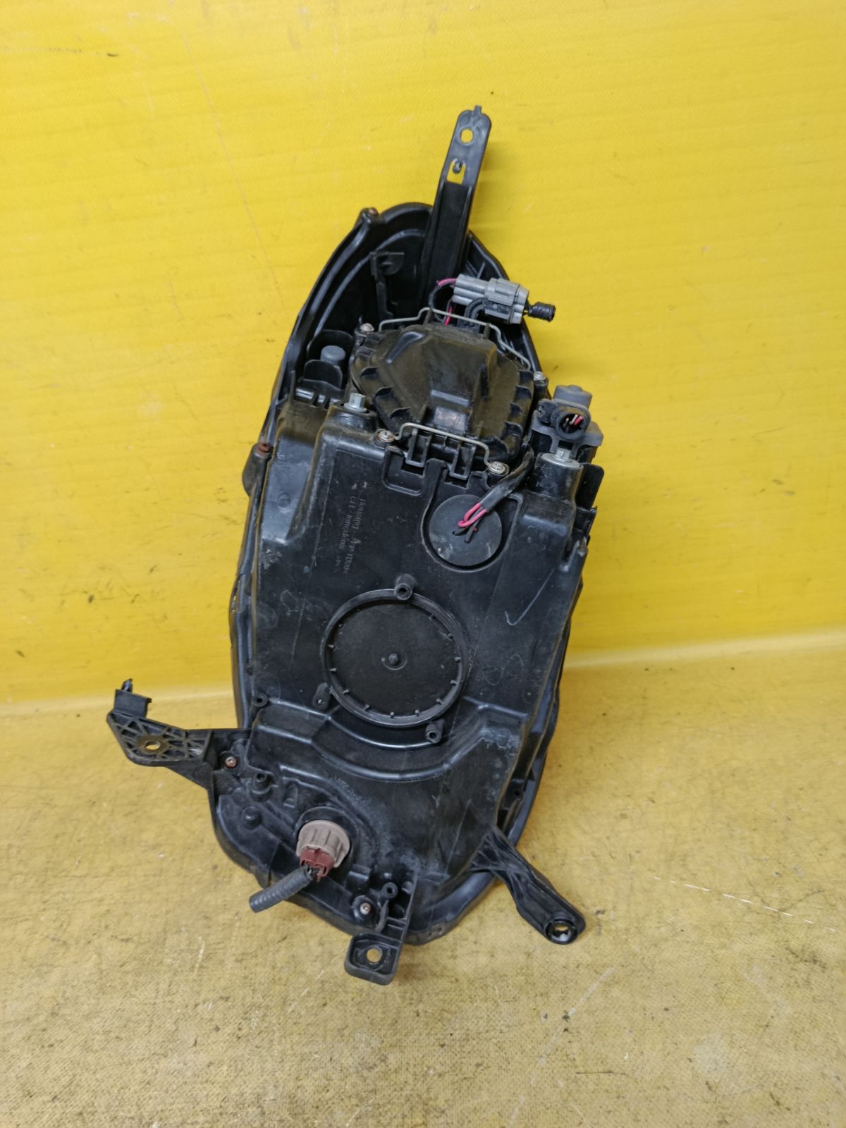 Фара 1816 1816 на Nissan March AK12 Фото 4