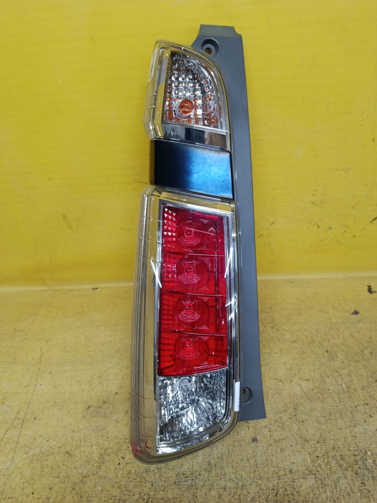 Стоп W1400 W1400 на Honda N-Wgn JH1 Фото 1