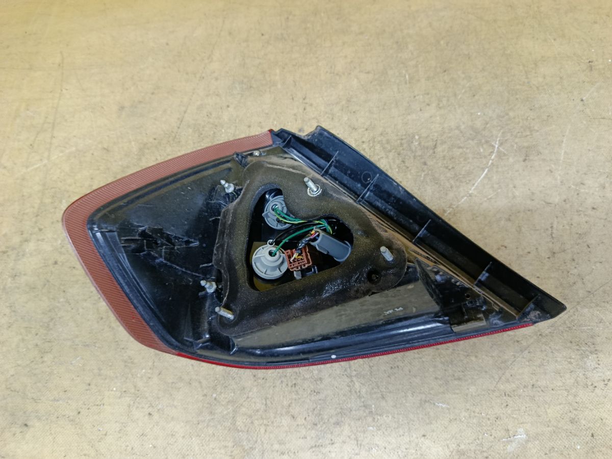 Стоп P4088 P4088 на Nissan Tiida Latio SC11 Фото 4