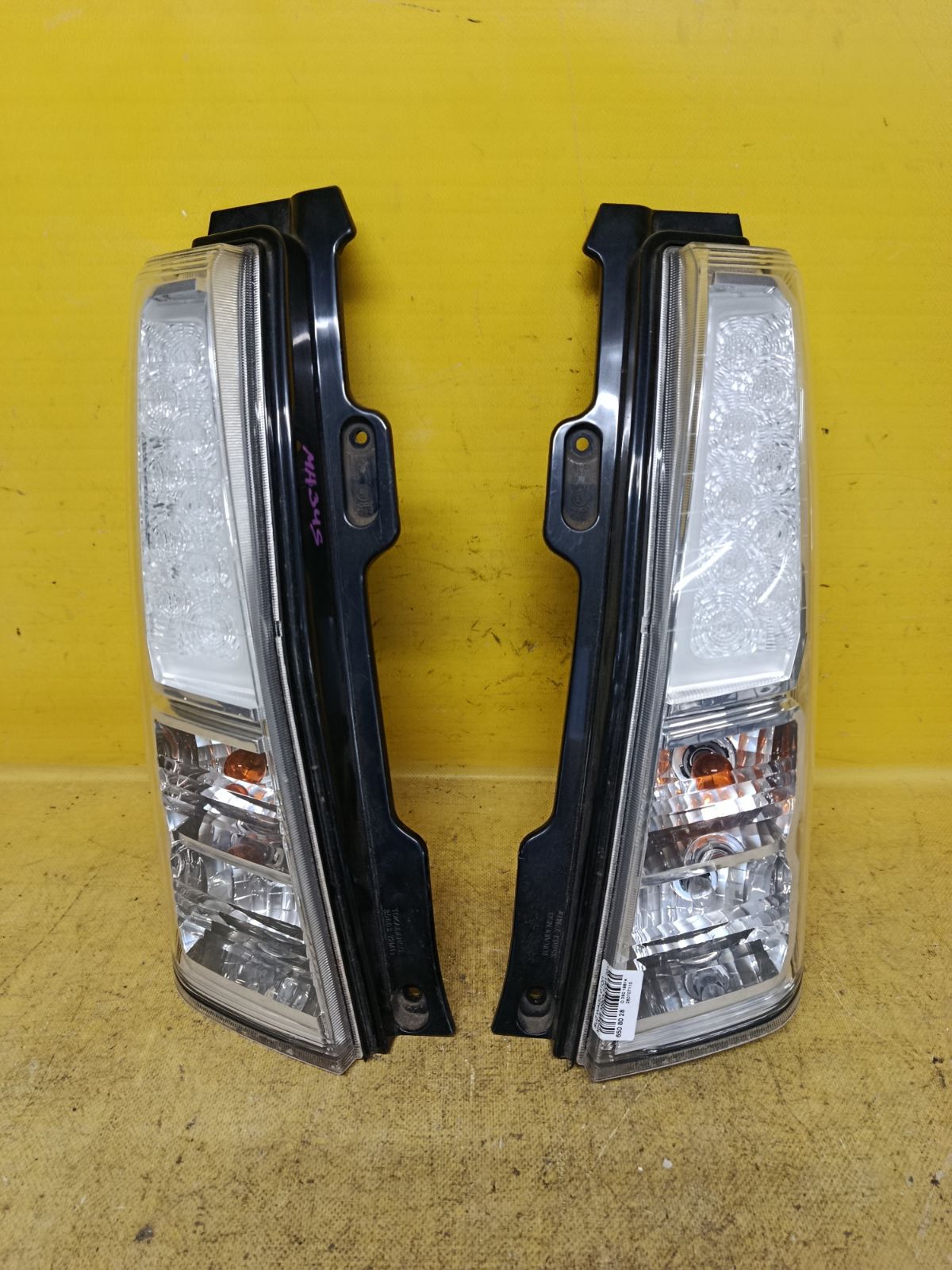 Стоп 35603-72M1 35603-72M1 на Suzuki Wagon R MH34S Фото 1