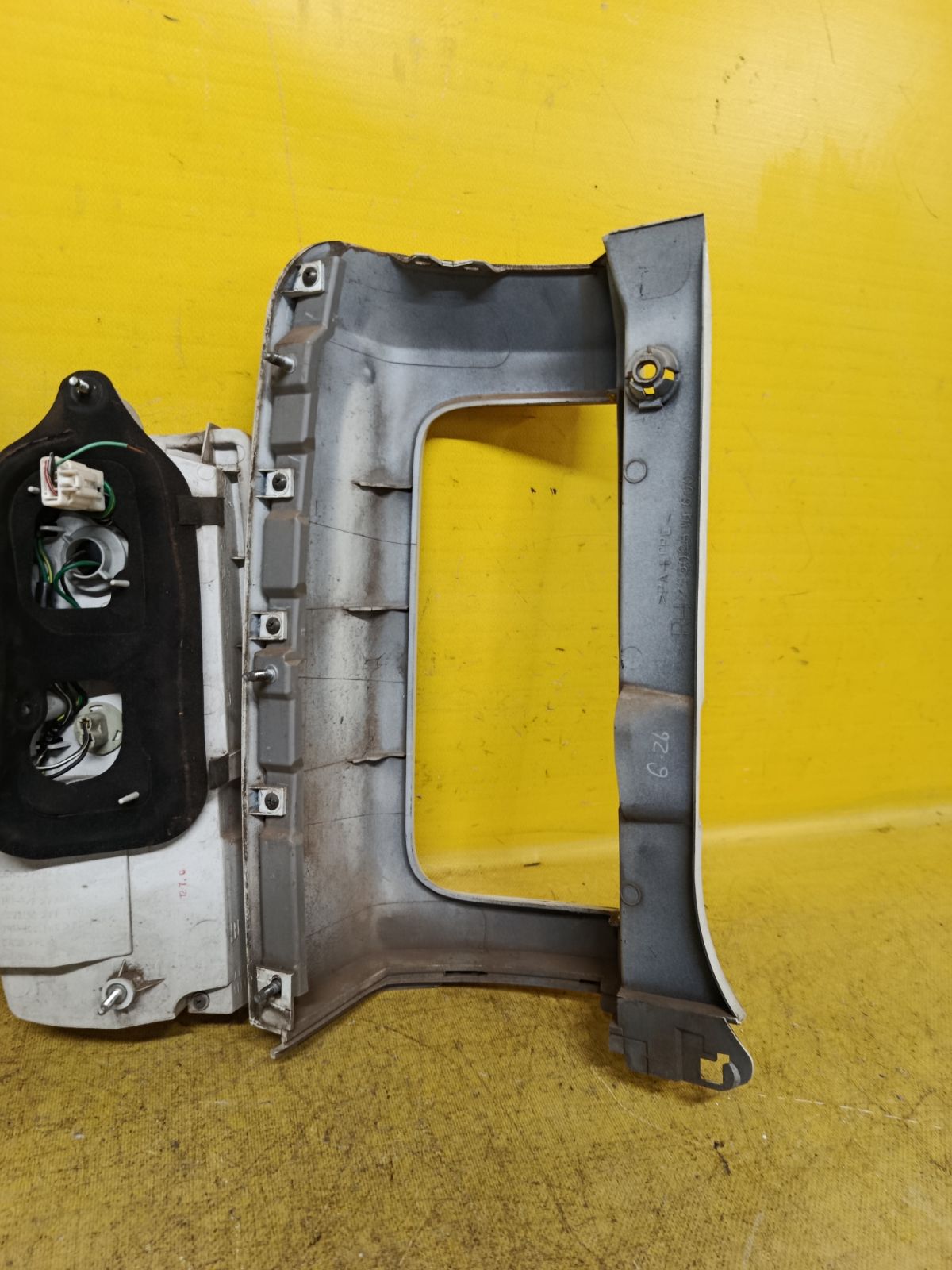 Стоп D005 D005 на Nissan Elgrand ME51 Фото 9