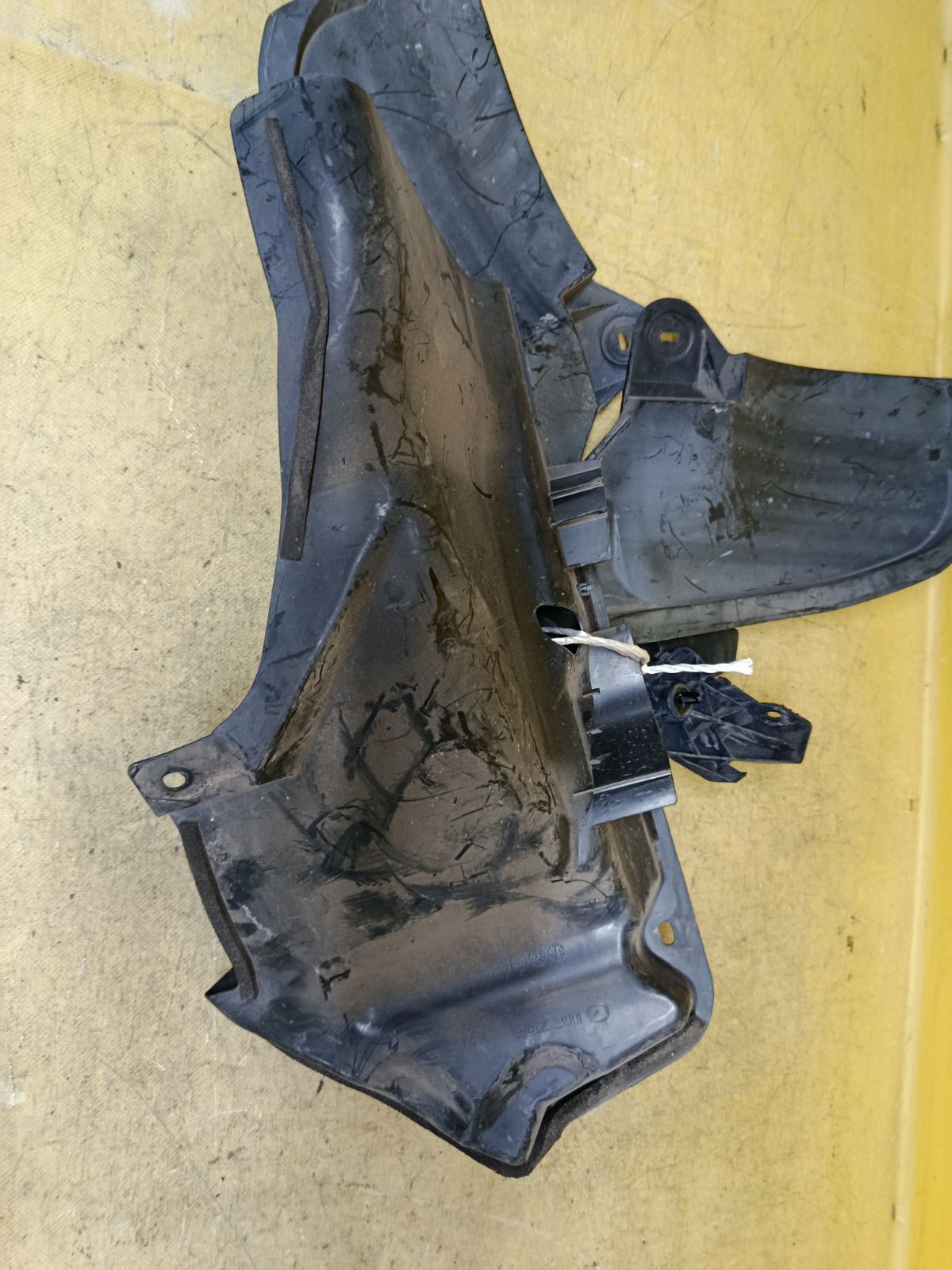 Подкрылок BBN2-50351, BBN2-50341, BBM2-42298, BBM4502H1 на Mazda Axela BLEFP LF-VDS Фото 2