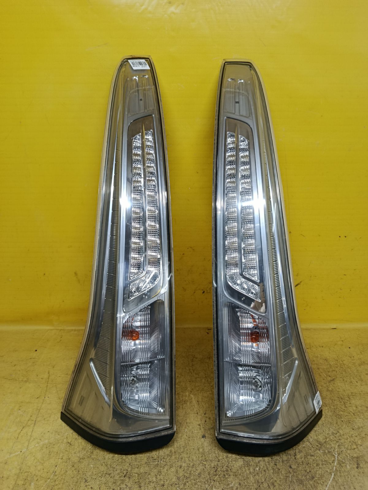 Стоп 220-23438 220-23438 на Nissan Serena HFC26 Фото 1