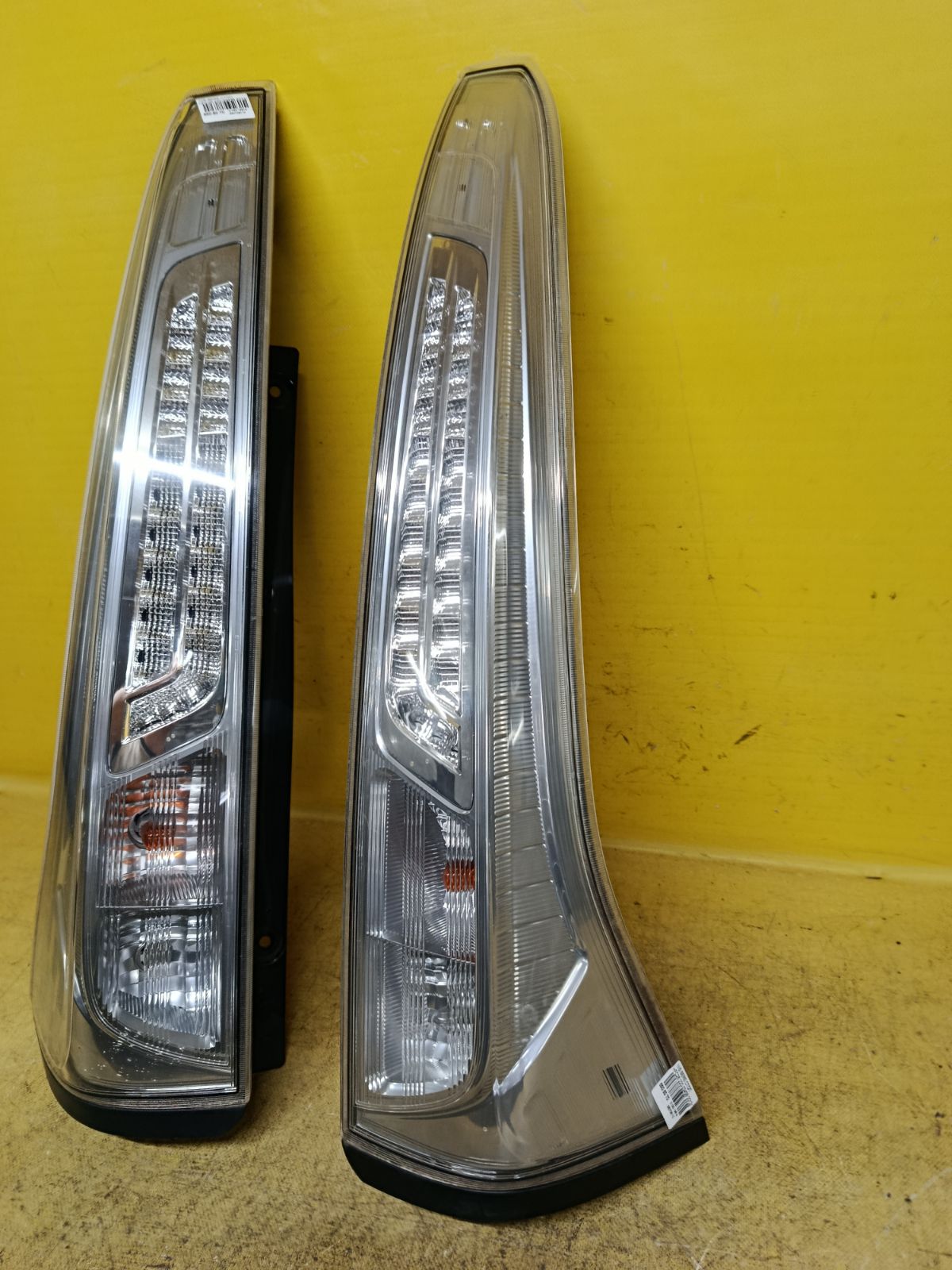 Стоп 220-23438 220-23438 на Nissan Serena HFC26 Фото 3