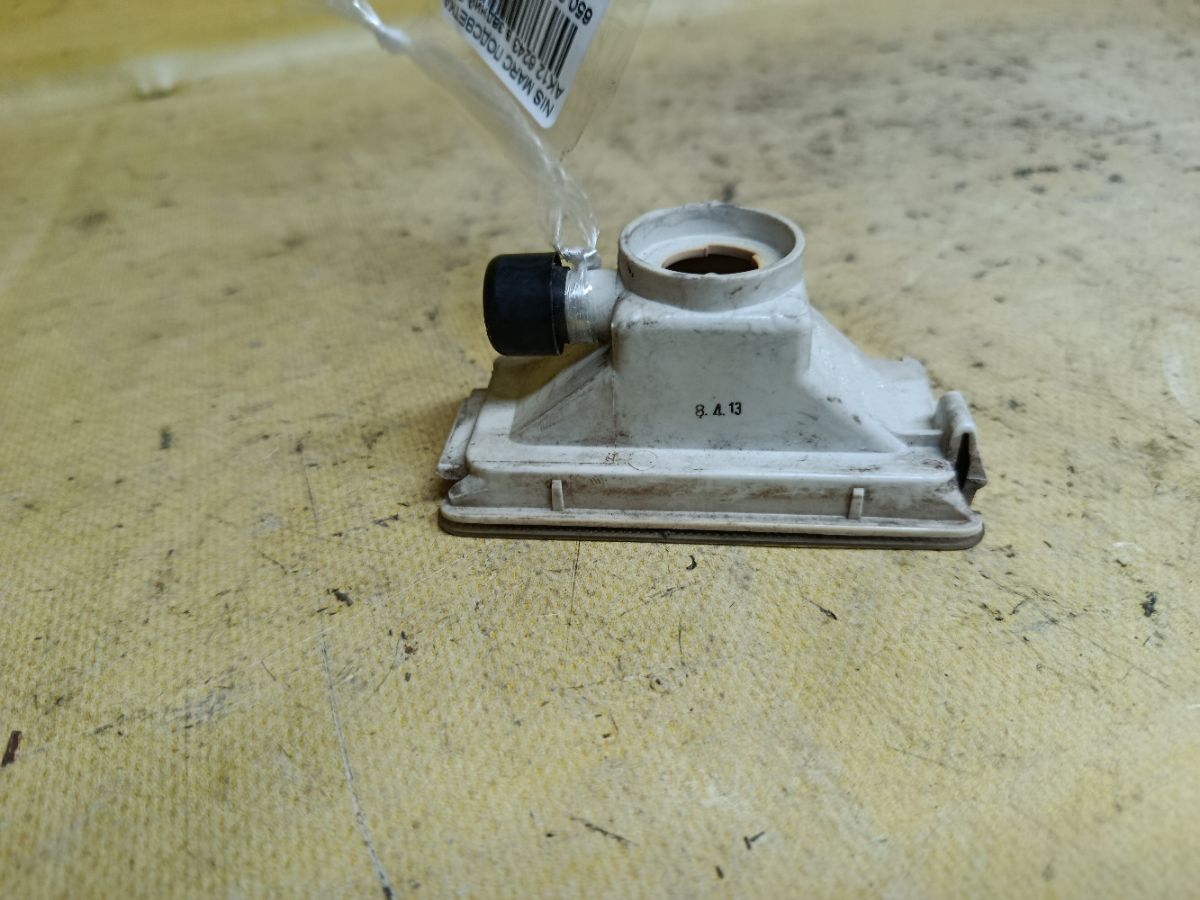 Подсветка номера 6243 6243 на Nissan March AK12 Фото 2