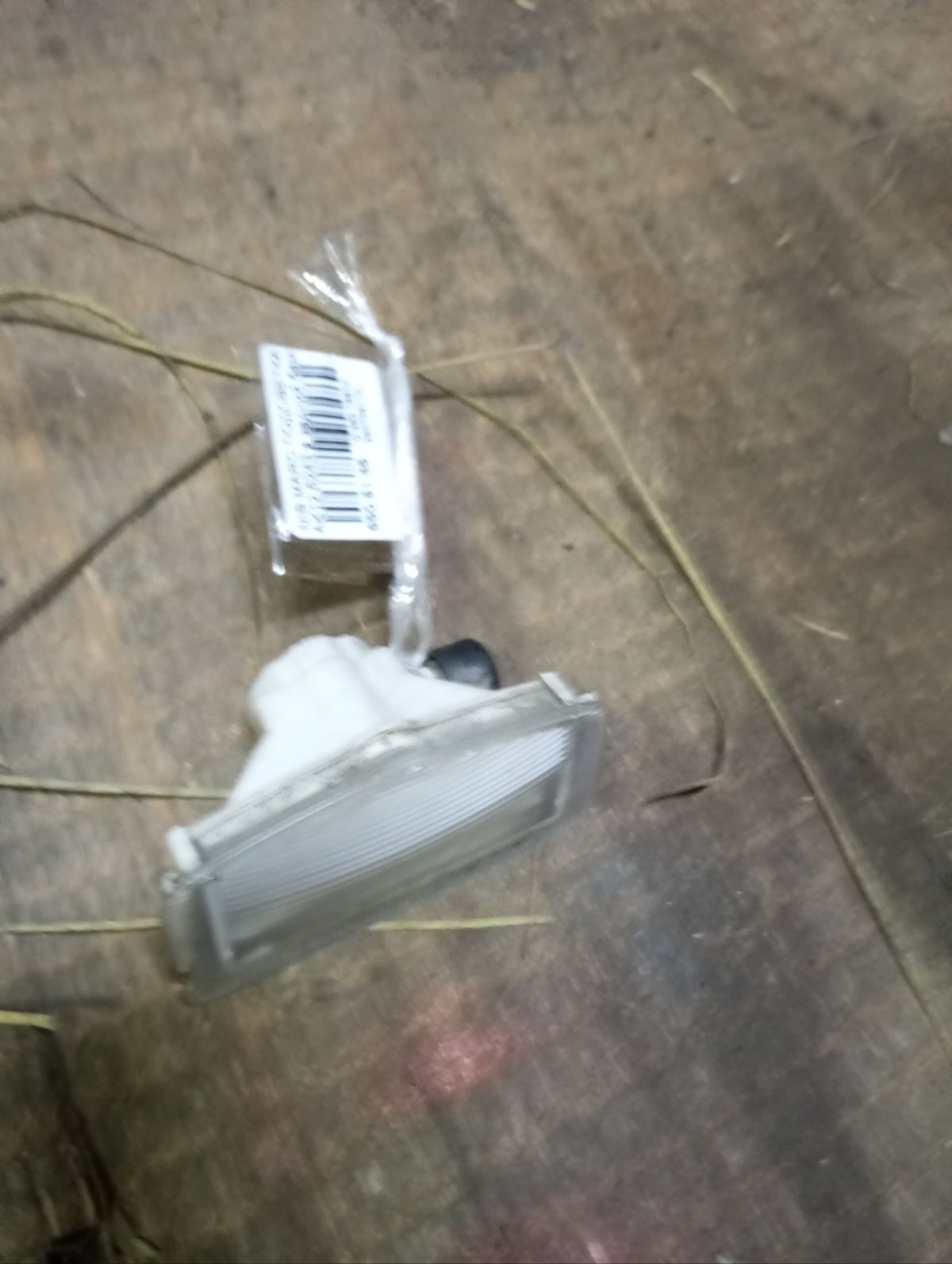 Подсветка номера 6243 6243 на Nissan March AK12 Фото 3