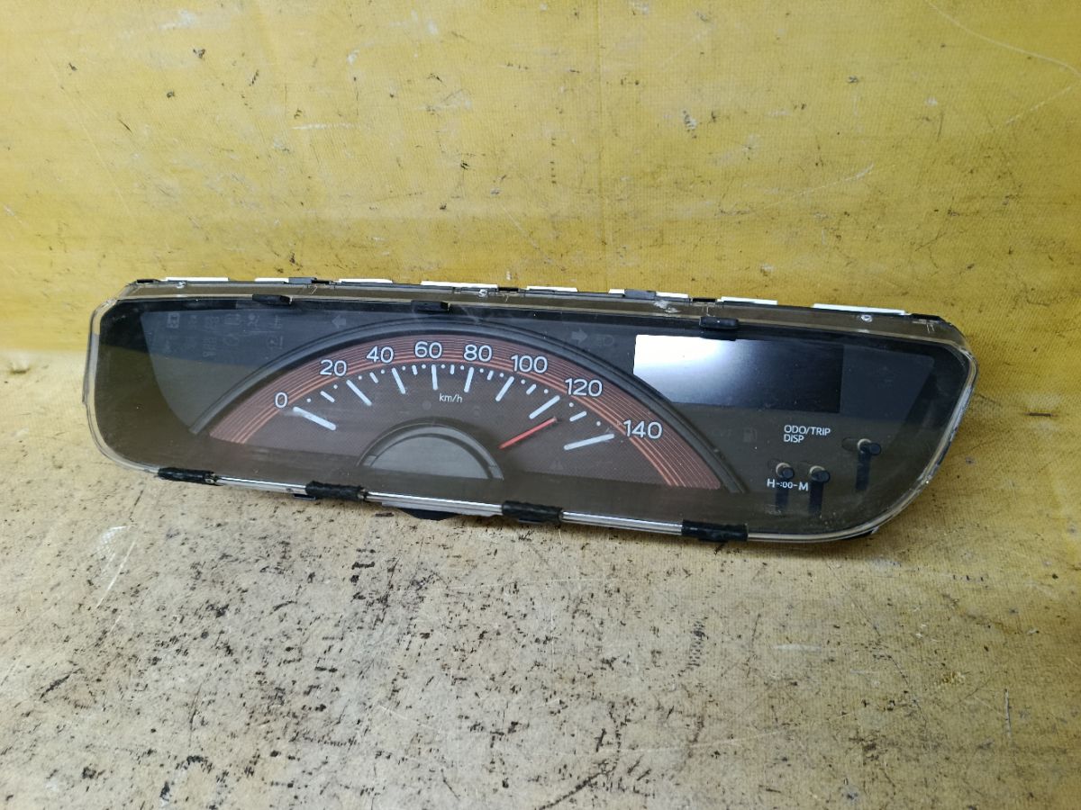 Спидометр на Daihatsu Tanto LA600S KF-VE Фото 1