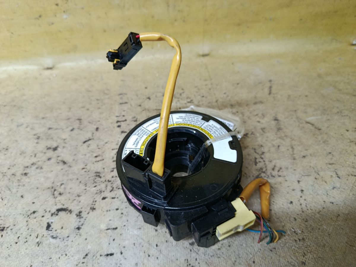 Шлейф-лента air bag на Suzuki Swift ZC72S Фото 1