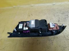 Блок упр-я стеклоподъемниками 35750-T5A-J013-M1-10 на Honda Fit Hybrid GP5 Фото 2