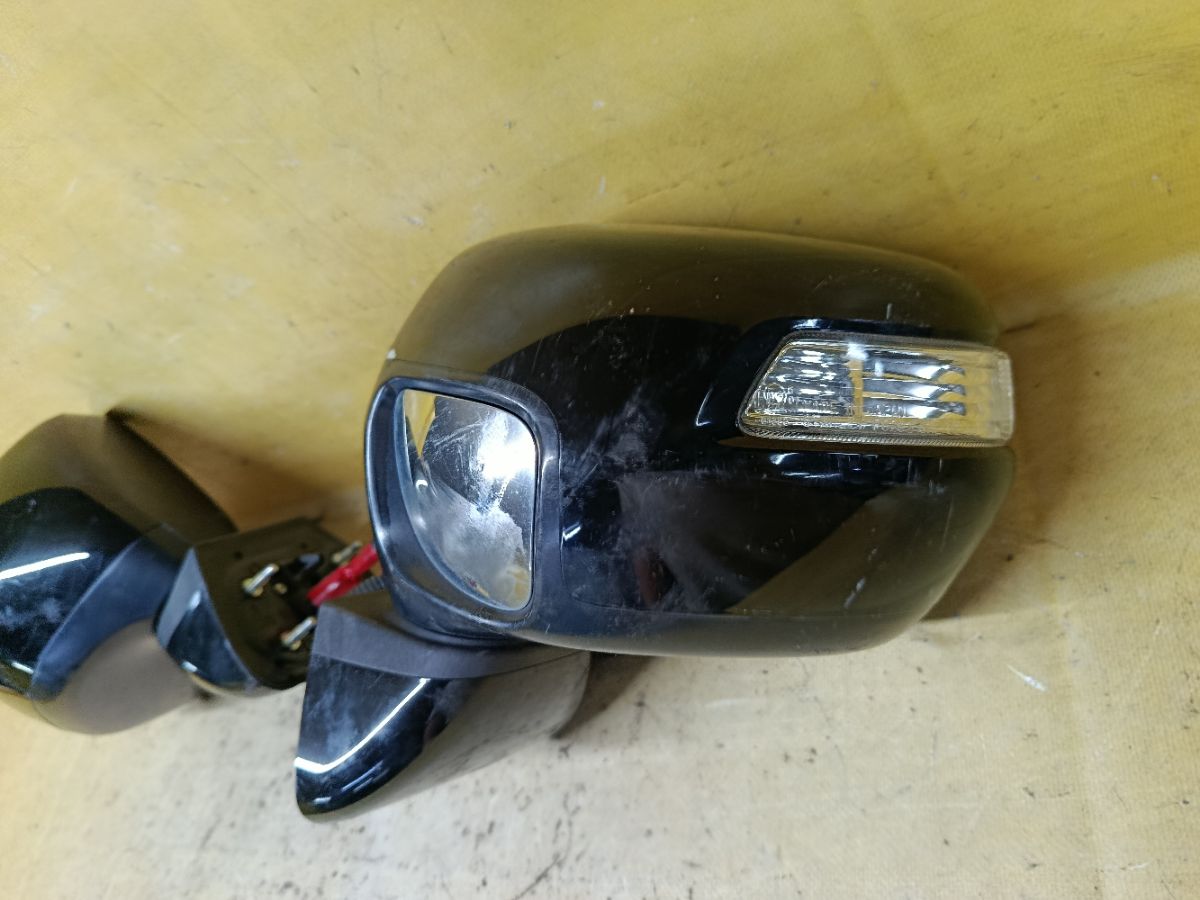 Зеркало двери боковой на Honda N-Box JF1 Фото 2