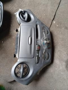 Блок управления климатконтроля на Toyota Vitz SCP10 1SZ-FE Фото 4