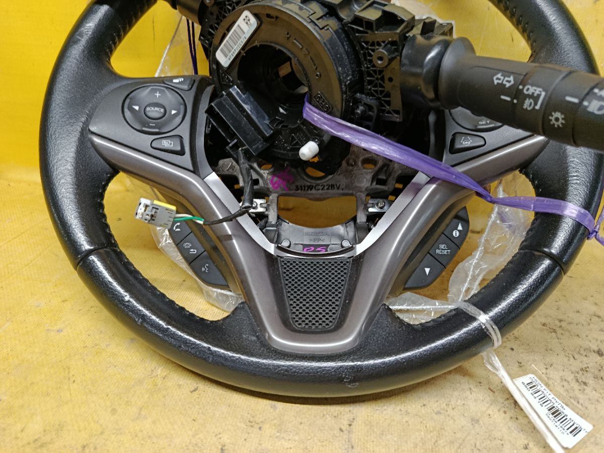 Руль на Honda Fit Hybrid GP5 Фото 2