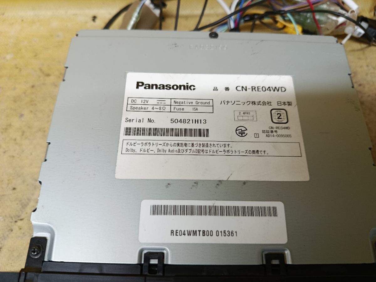 Автомагнитофон PANASONIC CN-RE04WD на Toyota Фото 5