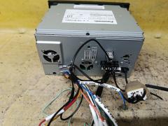 Автомагнитофон PANASONIC CN-RE04WD на Toyota Фото 3