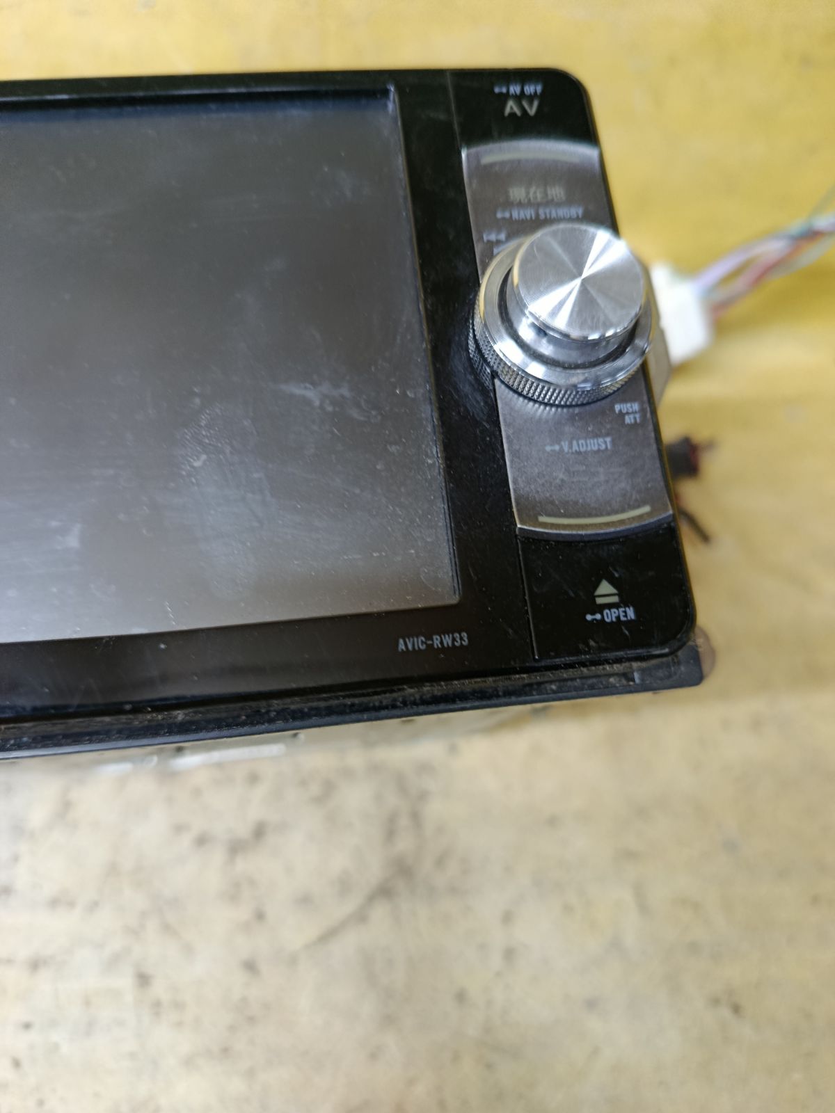 Автомагнитофон PIONEER AVIC-RW33 на Toyota Фото 5
