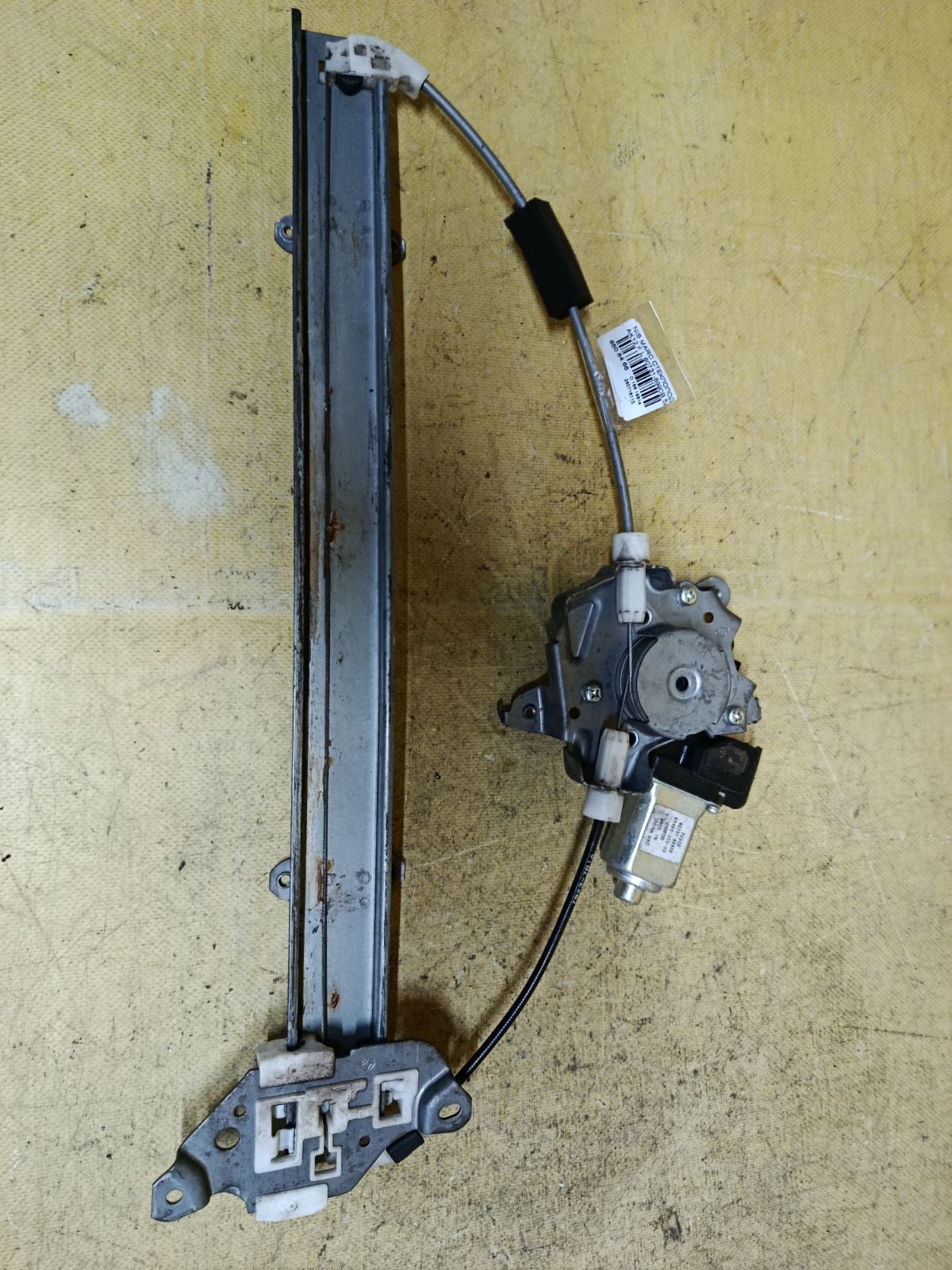 Стеклоподъемный механизм 80731-8990B на Nissan March AK12 Фото 1